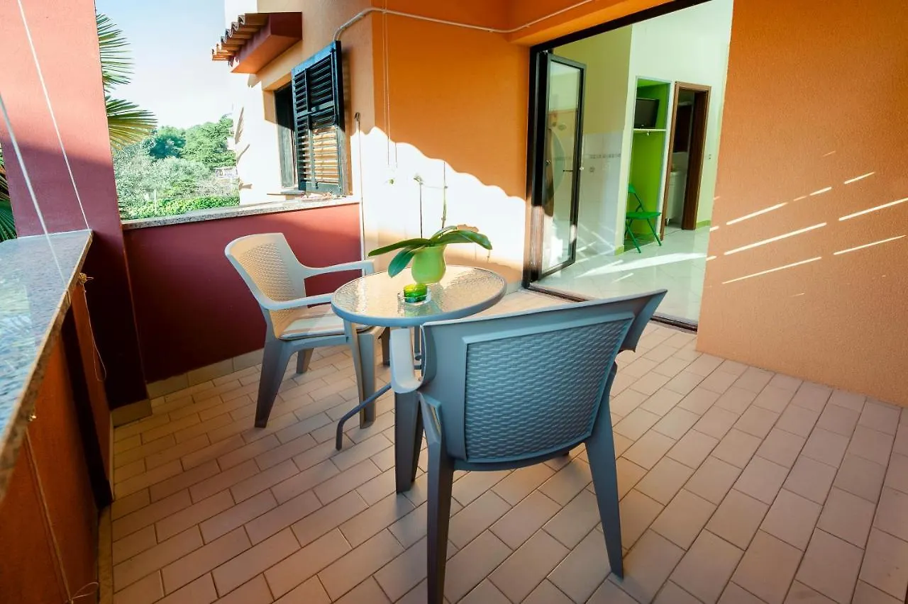 Apartments Erik B&B Adults Only Rovinj Oda ve Kahvaltı