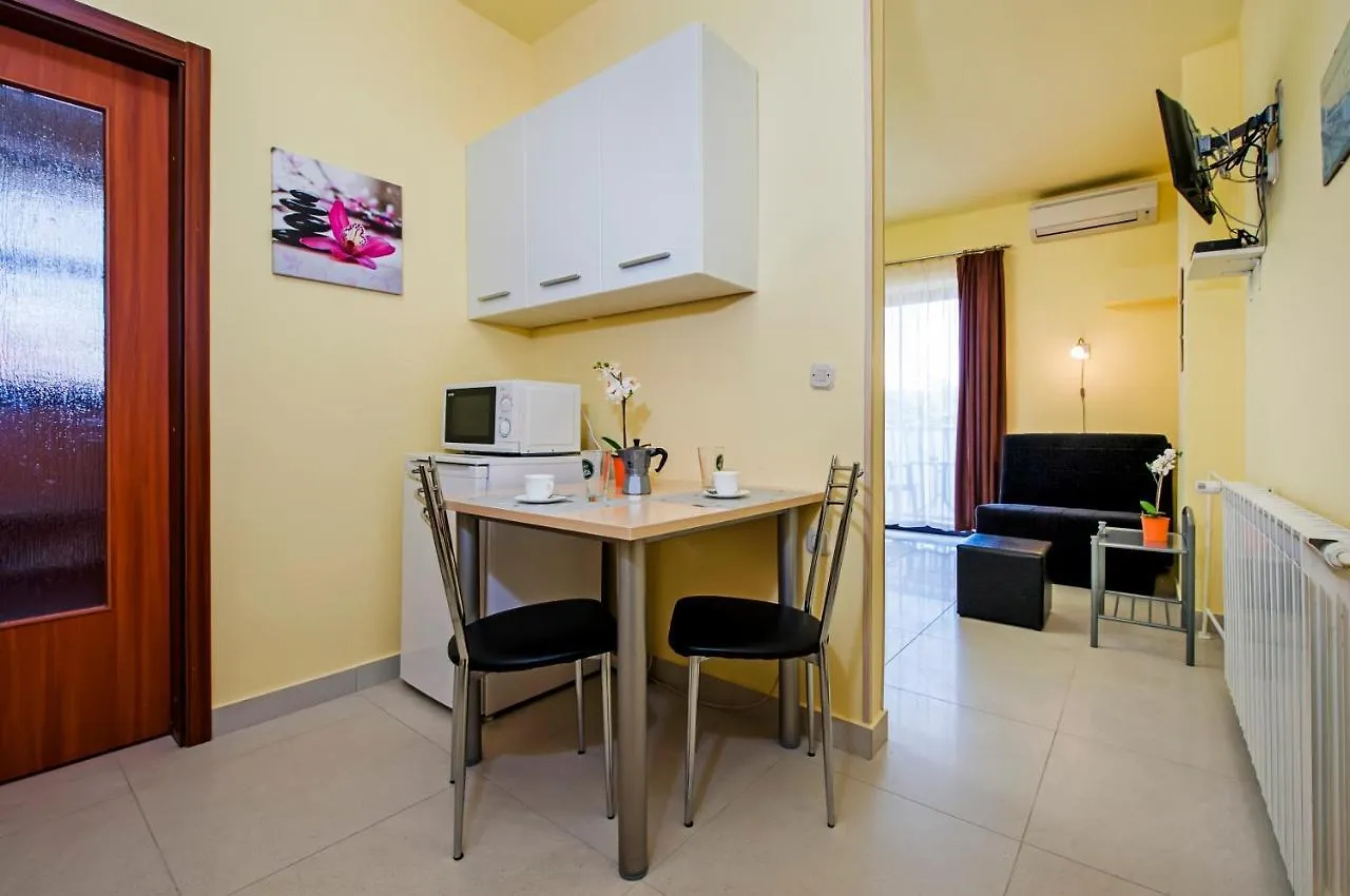 Apartments Erik B&B Adults Only Rovinj Couette-café