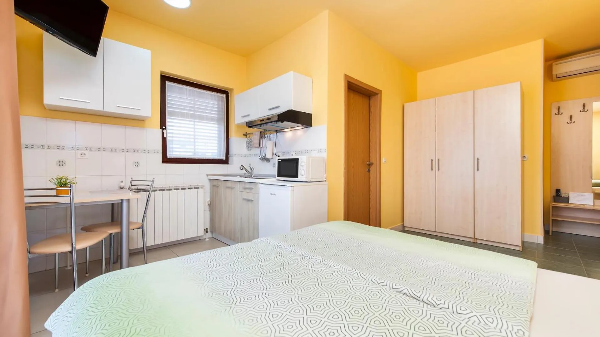 Couette-café Apartments Erik B&B Adults Only Rovinj