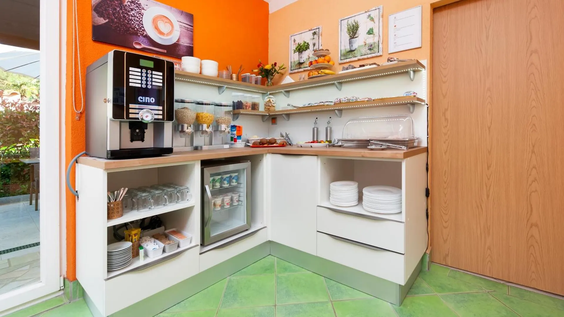 Apartments Erik B&B Adults Only Rovinj 3*,