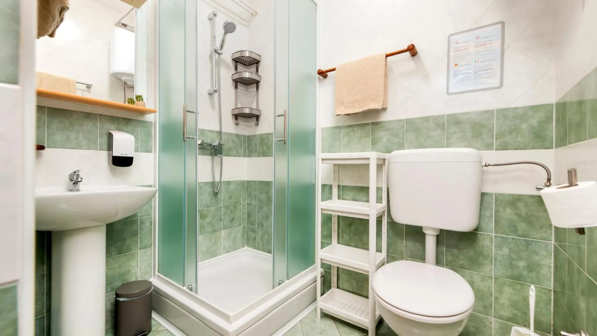 *** Oda ve Kahvaltı Apartments Erik B&B Adults Only Rovinj Hırvatistan