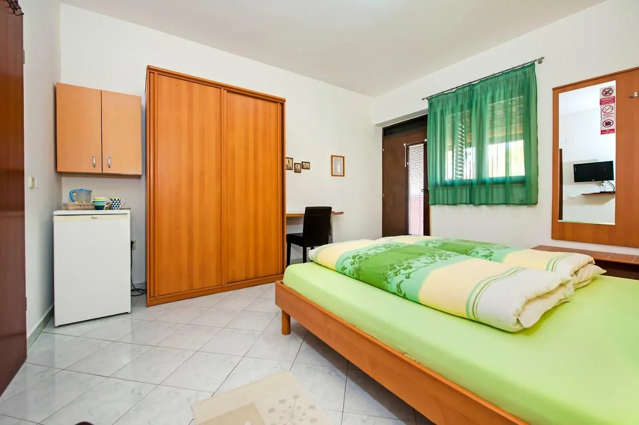 Apartments Erik B&B Adults Only Rovinj Croatie