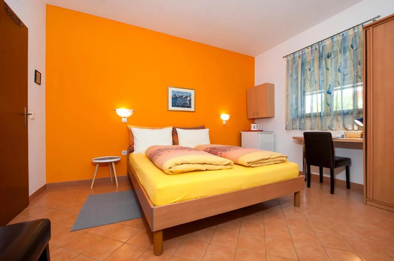 Apartments Erik B&B Adults Only Rovinj Croatie